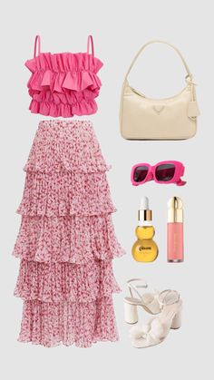 #fallfashion#modestfashion#beigeaesthetic#denimmidiskirt#longjeanskirt #modestoutfit #neutralsaesthetic #fallfit Hot Mama Outfits, Modest Spring Outfits, Modest Outfit Ideas, Twin Outfits, Princess Outfits, Easy Trendy Outfits, Really Cute Outfits, Modern Outfits, Colourful Outfits