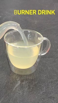 Discover green fat Burn tea that help with weight loss credit:@The Keto Kitchen Smoothies Vegan, Fat Burning Tea, Best Fat Burning Foods, Resep Diet, Belly Fat Burner, Diet Keto, Lose 50 Pounds