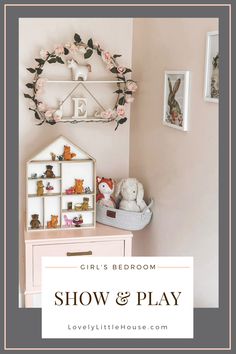 Bring a charming and unique touch to your daughter's bedroom with this beautiful display shelf! Featuring natural wood and Nordic design, this shelf will add a unique twist to any room. Not only is it perfect for displaying her favorite keepsakes, dolls, and precious trinkets, but it will also add a beautiful focal point to the decor. So don't wait – visit our store today and give her bedroom the perfect finishing touch. Image credits: instagram.com/@simplyorganicbamboo Shelf Kids Room, Fairy Themed Bedroom, Figure Display Case, Kids Bedroom Decor Ideas, Room Decor White, Themed Bedroom Ideas