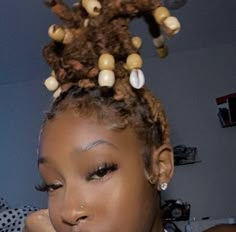 Y2k Locs Hairstyles, Streetwear Tiktok, Beautiful Locs, Dreads Girl, Dreads Styles