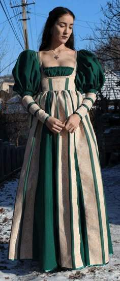 Fair Outfits, Fantasy Gowns, Medieval Dress, Medieval Fashion, Fantasy Dress, Historical Dresses, Fantasy Fashion, Historical Clothing, Inspired Dress