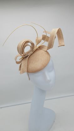 Tan champagne classic Kentucky derby and wedding fascinator. Vintage look and a classy finish. Great way to compliment your wedding, bridal shower, rehearsal dinner, cocktail party, or church outfits. - Fast Shipping - Customizable - Discount for group purchase. Reach out and let's know how I can help They come in other colors Gatsby Style Adjustable Top Hat For Kentucky Derby, Formal Adjustable Cream Top Hat, Cream Adjustable Top Hat For Formal Occasions, Adjustable Cream Top Hat For Formal Occasions, Gatsby Style Wedding Fascinator With Short Brim, Elegant Gold Hats For Summer, Fitted Beige Costume Hats And Headpieces For Evening, Classic Adjustable Boater Hat For Party, Elegant Mini Hat With Adjustable Curved Brim