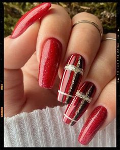 Image edited by AirBrush App. Filter: Color - ULT-3. Christmas Nail Designs & Ideas : Red Plaid Nails. #nails #nailart #nailsart #gelnails #nailsalon #acrylicnails #nailsoftheday #nailstyle #lovenails #nailsinspire #nailsaddict #photoeditor #filter #airbrushapp #retouch #airbrushfilter Red Tartan Nails, Xmas Nail Designs, 2022 Nails, App Filter, Xmas 2022, Candy Cane Nails, Christmas Gel, December Nails