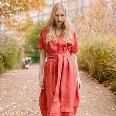 "This TUNIC LINEN DRESS with a Tie Belt offers both comfort and style. The V-Neck Linen Dress with Pockets is a beautiful and easy-to-wear piece. The flattering V neckline complements the neck, and the pockets make it perfect for any occasion. You can choose to wear it with a separate belt for a more dressed-up look or without for a casual outfit. DETAILS ⚬ V-neck. ⚬ Dolman sleeves. ⚬ Side seam pockets. ⚬ Separate belt.  ⚬ Ruffle Hem. ⚬ Made of washed organic Oeko-Tex certified linen. ⚬ The line V Neck Linen Dress, Linen Kaftan Dress, Tunic Linen, Linen Wrap Top, Linen Kaftan, Summer Linen, Belt Tying, Linen Blouse, Dress With Tie