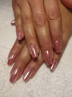 Nails In The 80s, Neutral Iridescent Nails, Warm Toned Nails, Shiny Nail Polish, Pink And Gold Chrome Nails, Nail Colors For Olive Skin Tone, Painted Nails Ideas Short, Vintage Nails 1950s, 1980s Nails