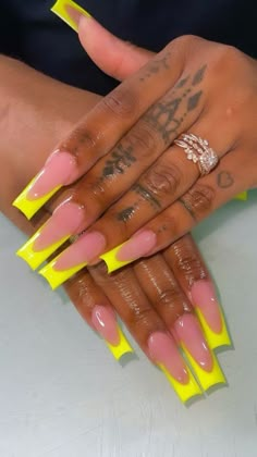 Long Acrylic Nails Yellow, Yellow Acrylic Nails Designs, Neon Yellow Nails Designs, Neon Yellow Acrylic Nails, Nails Yellow Neon, Neon Nails Acrylic, Yellow French Tip Nails, Nails For Baddies, Baddie Nails Acrylic