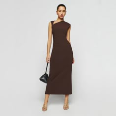 Amiah Knit Dress Nwot Color: Cafe (Brown) Size: L Short Sleeve Wedding Guest Dress, Uae Fashion, Reformation Dresses, Guest Outfit, Summer Trends, Dress Code, Stunning Dresses, Guest Dresses, Formal Dress