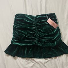 Collective The Label - Ruched Velvet Green Mini Skirt Originally From Asos Nwt! Ruched Detail Is So Flattering! Adorable Mini Skirt Style Smoke Free & Pet Free Home Green Ruched Mini Skirt, Mini Skirt Style, Green Mini Skirt, Skirt Style, Green Skirt, The Label, Mini Skirt, Asos, Mini Skirts