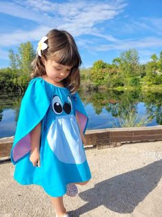 Alien Dress, Alien Halloween Costume, Elvis Costume, Stitch Dress, Alien Halloween, Ohana Means Family, Family Costumes, Halloween 2017, Craft Paper