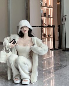 #woman #manifestation#beautyblog #fashion #aesthetic #white #korean #beautiful Minimalist Baddie Aesthetic, Aesthetic White Korean, Girly Korean Outfits, Woman Manifestation, White Korean, Why Me, Aesthetic White, Foto Tips, Kawaii Fashion Outfits