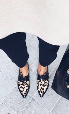 nice Shoes Pointy Loafers, Black Leo, High Heels Classy, Loafers Outfit, Leopard Print Shoes, Print Shoes, Womens Shoes High Heels, Shoe Obsession, Womens Shoes Wedges