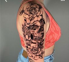 Skull And Flowers, Flowers Tattoo, Tattoo Sleeve, Tattoo On, Blackwork, Tattoo Ideas, Tattoos, Flowers