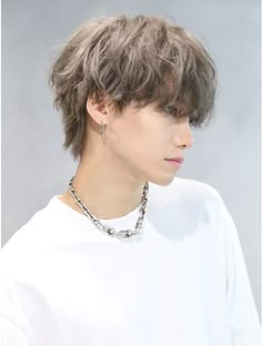 Messy Hairstyles Men Asian, Textured Fringe Haircut Men Asian, 2 Block Haircut Men, Kpop Hairstyle Men, Kpop Mullet, Short Messy Hair, Hair Color For Men, Androgynous Hair, Short Hair Tomboy