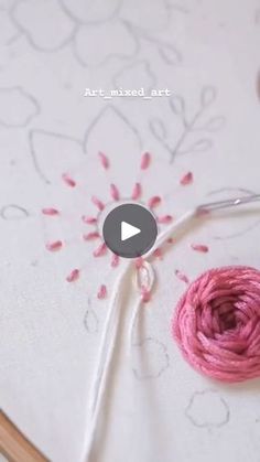 the video shows how to crochet with yarn and thread, as well as instructions on how to use them