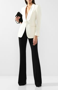 Formal Suits For Women, White Blazer Outfits, Black And White Suit, Formal Parties, Chique Outfits, White Suit, Woman Suit Fashion, Business Wear, Classy Work Outfits