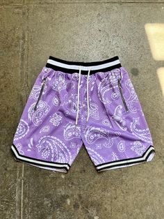 The Paisley Basketball Shorts, designed with a relaxed fit. Featuring an elastic waist, drawstrings and zip pockets. Sublimated design Drawstrings Model is 6'1 wearing a M Please see last photo slide for full size chart Made from 100% polyester Check out our other listings for more colors and other streetwear styles. For news and product updates give us a follow on instagram at brandonthorne.us. Streetwear Mode, Streetwear Styles, Pink Paisley, Basketball Shorts, Style Streetwear, Short Outfits, Streetwear Fashion, Labour Day, Zip Pockets