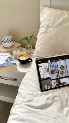 Room Renovation, Minimalist Room, Studying Inspo, Pinterest Girls, Art Tutorials Drawing, Future Life, Aesthetic Room, Study Motivation, Live Life