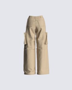 We all love a tan cargo 😜 The perfect pants to get that work done, while looking like a baddie. No more stealin' your man's, you got even cuter ones now 🙆🏻‍♀️ Script Base, Tan Cargo Pants Outfit, Moodboard Pictures, Acubi Outfit, 5sos Outfits, Rosabella Beauty, Khaki Pants Women, Dream Wishlist, Brown Cargo Pants