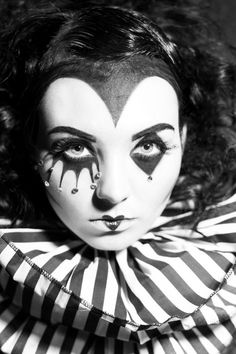 Jester Makeup, Circus Makeup, Mime Makeup, Pierrot Clown, Circus Aesthetic, Dark Circus, Night Circus, Clown Faces, Circus Costume