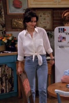 Friends Outfits 90s, Friends Monica, Celebrity Look Alike