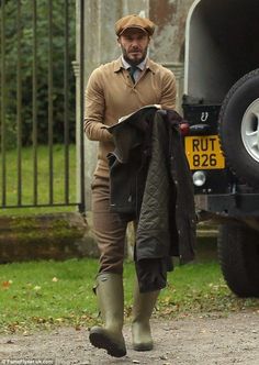 Hunting Fashion, Mode Country, Countryside Fashion, British Country Style, Mens Fashion Country, Style Anglais, Country Attire, Mens Fashion Smart