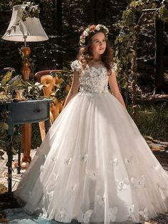 Cute Prom Dress, Holy Communion Dresses, Cheap Flower Girl Dresses, Tail Dress, Girls Dresses Online, First Communion Dress, Tulle Flower Girl, Girls Pageant Dresses, Beach Bridal