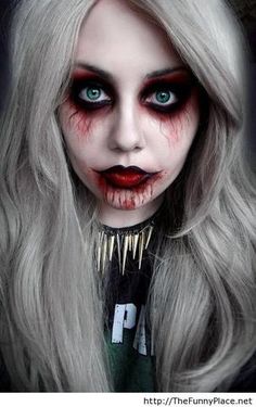 Carnaval Make-up, Maquillage Halloween Simple, Makeup Zombie, Creepy Halloween Costumes, Vampire Makeup, Creepy Halloween Makeup, Halloween Fest