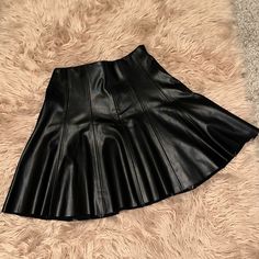 Never Worn Brand New No Scratches Or Marks Nothing Wrong I Just Never Had The Chance To Wear It Price Negotiable Black Skirt Leather, Leather Skater Skirt, Leather Skater Skirts, Zara Leather, Zara Skirts, Maleficent, Zara Black, Black Skirt, Skirt Leather