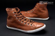 Mens Italian Dress Shoes, Gloves Football, Boots Football, Brown Leather Sneakers, Goalkeeper Gloves, Wing Shoes, Football Equipment, Only Shoes