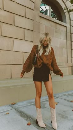 Country Concert Outfits, Inexpensive Clothes, Looks Country, Nashville Outfits, Paris Mode, Thanksgiving Outfit, Fall Fashion Outfits, Looks Style