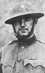 The only American to receive the nation’s four highest awards:    Medal of Honor  Distinguished Service Cross  Distinguished Service Medal  National Security Medal-  Major William “Wild Bill” Donovan Bill Donovan, Us Army Soldier, Medal Of Honor, Army Soldier, Military Heroes, National Guard, Dieselpunk, Us Army