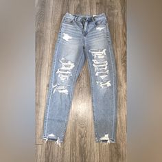 Brand New!! Never Worn. Realized I Needed To Size Down. Very Soft And Stretchy Jean Color, Jeans American Eagle, Mom Jean, American Eagle Outfitters Jeans, High Jeans, Christmas List, Ripped Jeans