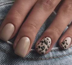 Leopard Nails Short, Leopard Gel Nails, Animal Print Nail Designs, Black Dot Nails, Safari Nails, Leopard Nail Designs, Girls Nail Designs, Minimal Nails Art, Cow Nails