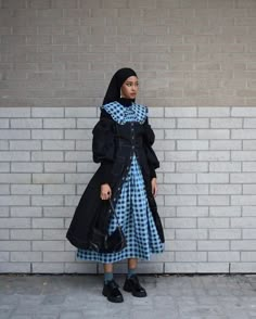 Autumnal Style, Jeans Casual Outfit, Ganni Dress, Jeans Casual, Hijabi Fashion, Modest Fashion Outfits, Puffed Sleeves Dress, Fit Inspo, Classic Blue