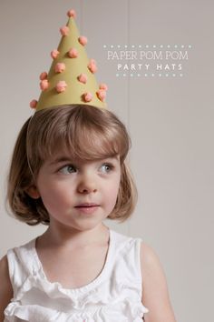 Party Hats Diy, Pom Pom Party, Party Hat Template, Paper Pom Pom, Hat Diy, Diy Pom Pom, Paper Pom Poms, Pom Pom Crafts, Diy Hat