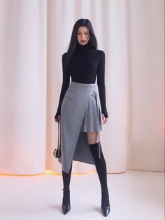 Modern Sophisticated Fashion, Dress Kpop Inspired Outfits, Classy Techwear, Elegant Outfit Inspiration, Denim Outfit Korean, Formal Elegant Outfit Classy, Formal Skirt Outfit Classy, K Pop Style Outfits, Elegant Korean Outfit