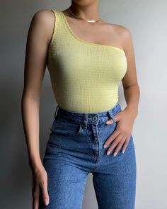 Carmen Crop Top - Yellow – WickedFash Basic Crop Top Outfits, Basic Crop Top, Spring Yellow, Thrift Haul, Crop Top Outfits, Spring Wardrobe, Hot Outfits, Concert Outfit, Trendy Outfits