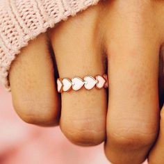 Love Hearts Band Ring 2 Fairytale Love, Pink Heart Rings, Diy Ring, Heart Band, Ring Rosegold, Word Love, Jewelry Safe, Rose Gold Heart, Pretty Roses