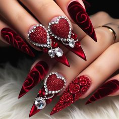 Horror Nails Acrylic, Nails In Red, Nails Horror, Nails Black Coffin, Coffin Nails Black, Coffin Nails Short, Vogue Nails, Gucci Nails, Horror Nails