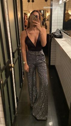 Casual Performance Outfits, Hslot Outfit Ideas, Harry Styles Concert Outfit, New Year’s Eve Outfit, Harry Styles Outfit, Looks Pinterest, Taylor Swift Tour Outfits, Fiesta Outfit