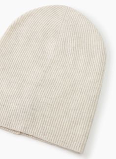 LITELUXE CASHMERE RIB BEANIE | Aritzia Everyday Solid Color One-size Hats, Ribbed Beanie For Fall, Cream Bonnet Beanie For Fall, Ribbed Beanie Hats For Fall, Cream Beanie Bonnet For Fall, Slouchy Beanie Hat For Everyday, Slouchy Beanie Hats For Everyday Wear, Everyday Cap Hat, One Size Everyday Cap