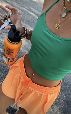 2023 Outfit Inspo Summer, Lexi Hidalgo Workout Outfits, Neon Orange Shorts Outfit, Warmer Weather Outfits, College Spring Break Outfits Beach, Colorful Athletic Outfits, Lululemon Shorts Outfit Summer, Summer Outfits Shirt, Spring Fits For School