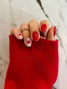 Chic Nails