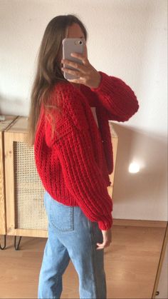 Cozy Red Knit Cardigan, Trendy Red Knitted Cardigan, Trendy Red Knit Cardigan, Trendy Handmade Knit Cardigan, Handmade Knit Cardigan In One Size, Handmade Knit One-size Cardigan, Handmade One-size Knit Cardigan, Red Chunky Knit Winter Cardigan, Cozy Red Cardigan In One Size