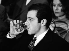 Michael Corleone, Suits Harvey, Saved Pictures, Nature Wallpapers, Al Pacino, The Godfather, Real People, Hair Looks