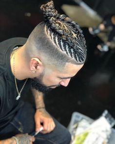 Man Bun Braids, Box Braids Men, Bun Braids, Viking Hairstyles, Fall Braids, Braided Man Bun