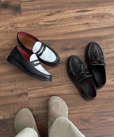 Dad Aesthetic Fashion, Aesthetic Fashion Men, Dr Martens Adrian, Dad Aesthetic, Fotografi Digital, Dope Outfits For Guys, Moccasins Mens, Mens Fashion Streetwear