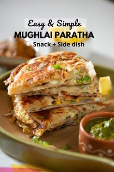 Mughlai Paratha recipe Mughlai Recipes, Mughlai Paratha, Indian Lunch Recipes, Indian Sides, Bangladeshi Recipes, Bengali Recipe, Stuffed Paratha, Kulcha Recipe