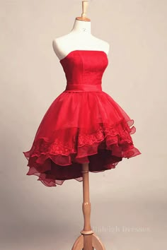 Strapless High Low Red Lace Prom Dress Short Quince Dresses Red, Retro Homecoming Dress, Red Masquerade Dress Short, Red Short Formal Dresses, Red Poofy Dress, Red Evening Dress Short, Red Dress Tulle, Red Dama Dresses