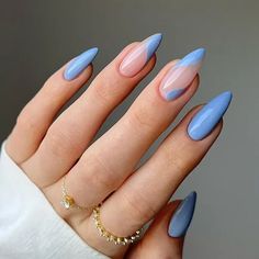 Stiletto Nails With Latest and Trendy Designs #naildesignsjournal #nails #nailart #naildesigns #frenchnails #coffinnails #almondnails #ombrenails #gelnails #acrylicnails #nailpolish #nailideas #pointynails #stilettonails #stilettos Mint Green Nails, Mint Nails, Green Nail Designs, Cute Spring Nails, Nagel Tips, Manicure Tips, Spring Nail Colors, Fake Nails With Glue, Spring Nail Art